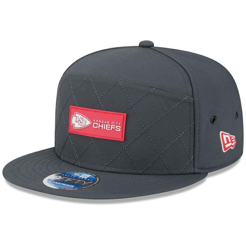 Kansas City Chiefs 2025 Sideline Cold Weather Split Panel 9FIFTY Snapback Hat | NFL Hot