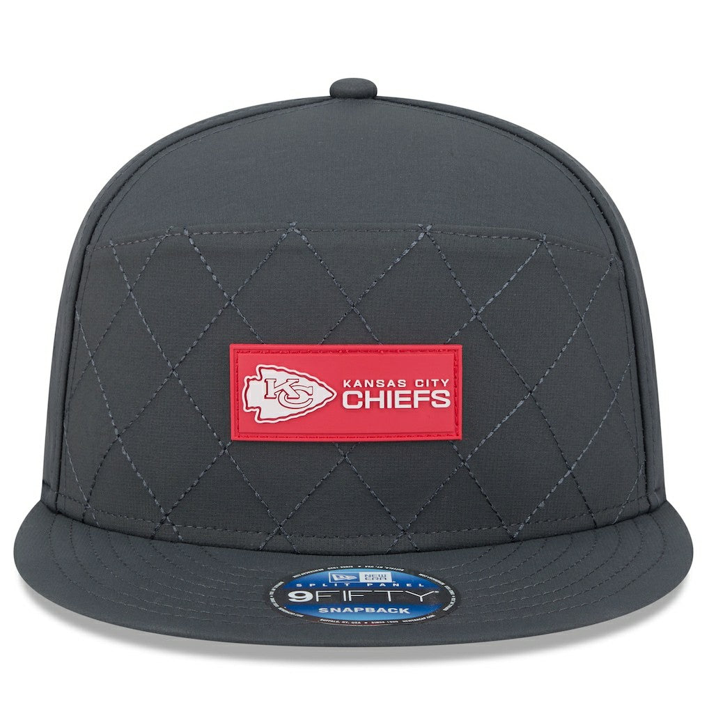 Kansas City Chiefs 2025 Sideline Cold Weather Split Panel 9FIFTY Snapback Hat | NFL Hot