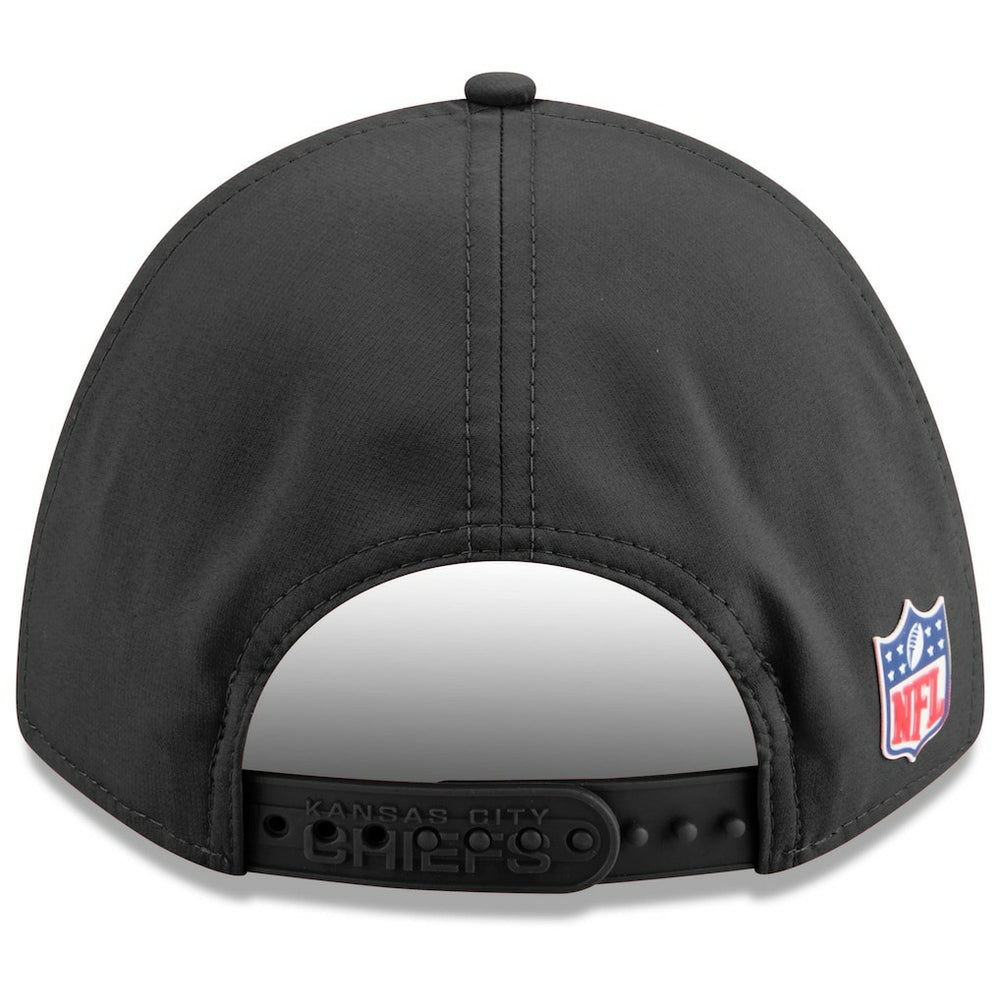Kansas City Chiefs 2025 Sideline Cold Weather 9FORTY M-Crown Adjustable Hat | NFL Discount