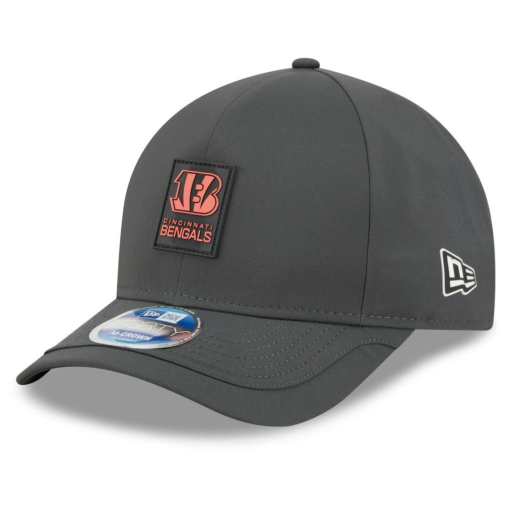 Cincinnati Bengals 2025 Sideline Cold Weather 9FORTY M-Crown Adjustable Hat | NFL Hot