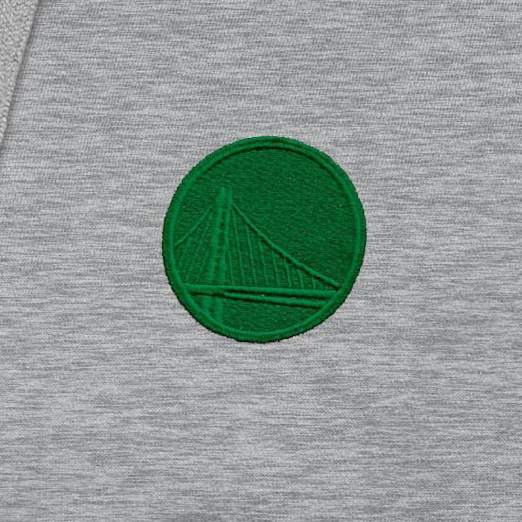 Heather Gray Golden State Warriors Antigua St. Patrick's Day Victory Raglan Pullover Hoodie sale | NBA