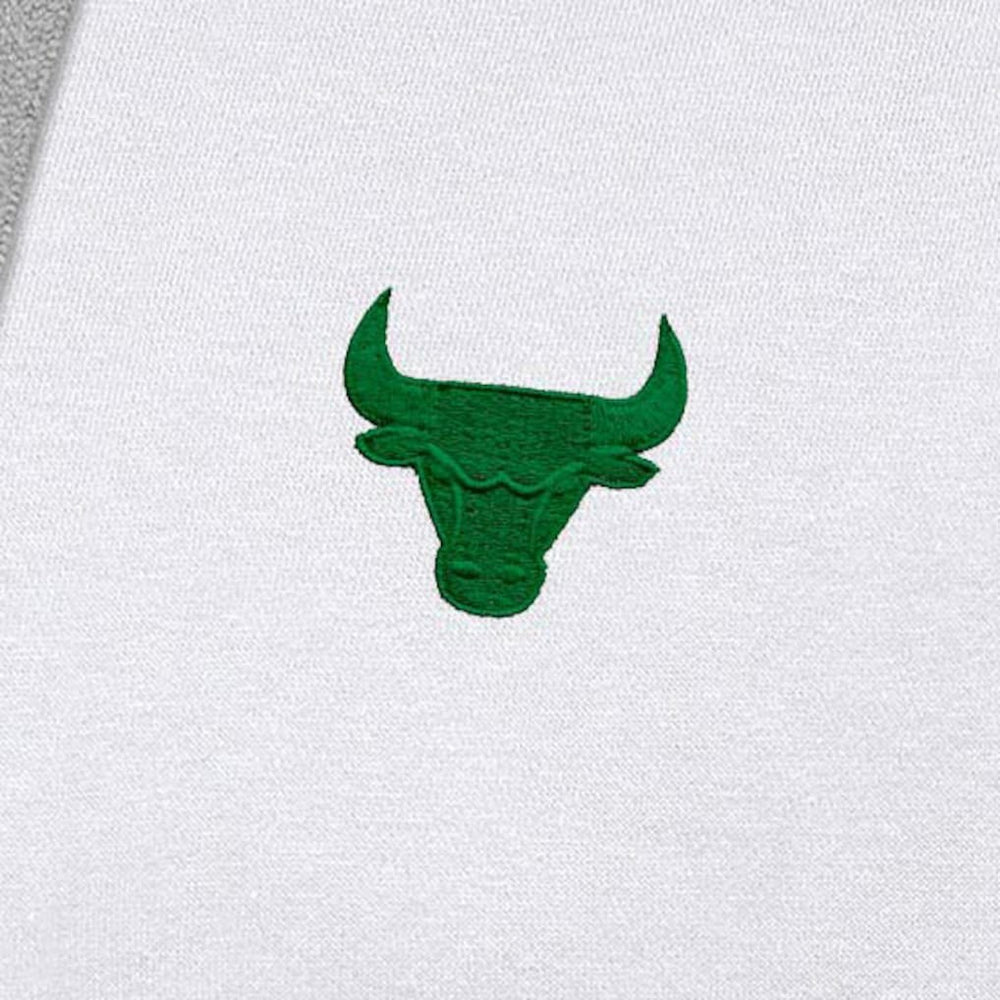 White Chicago Bulls Antigua St. Patrick's Day Victory Raglan Pullover Hoodie sale | NBA