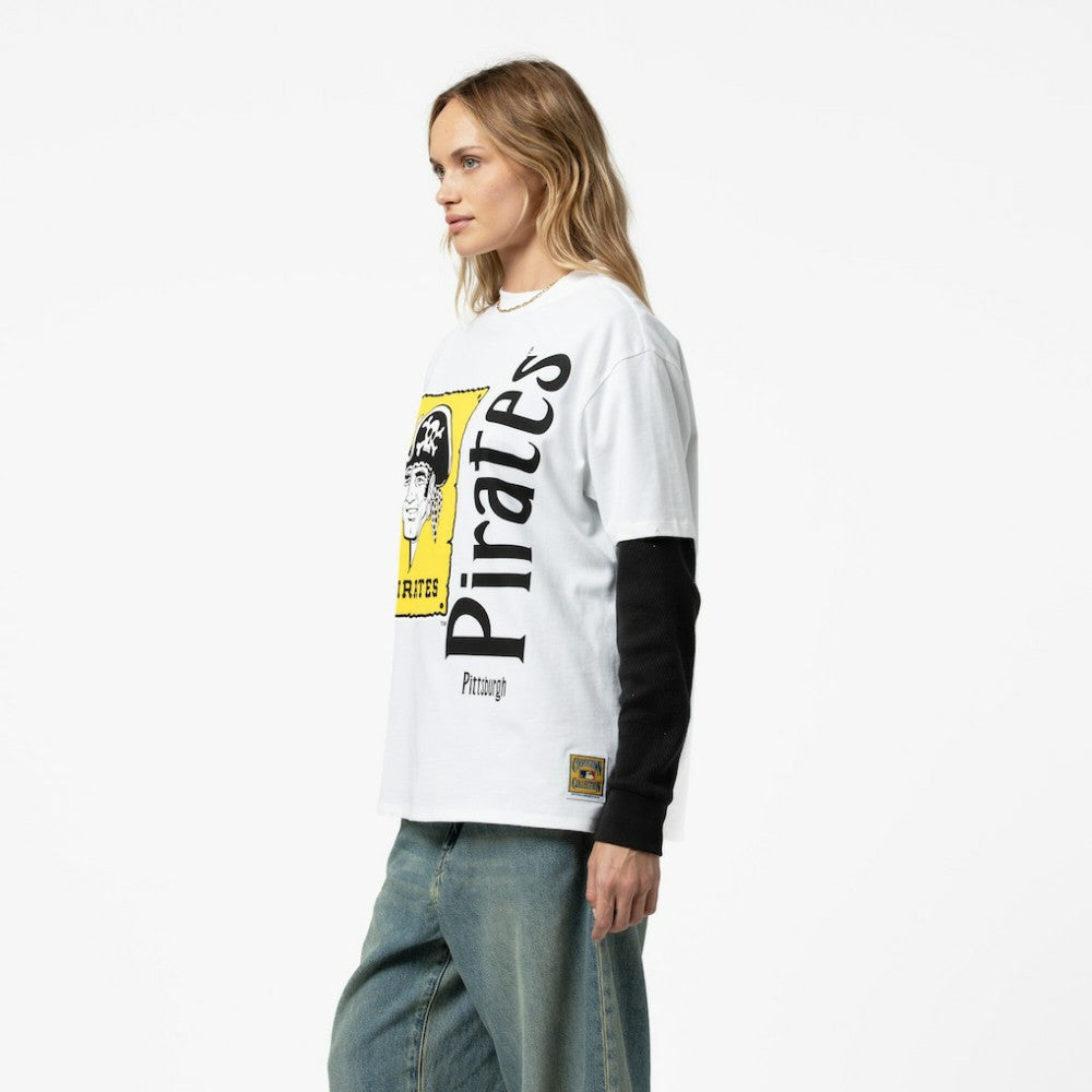 Pittsburgh Pirates Mitchell & Ness Women's Cooperstown Collection Boyfriend T-Shirt - MLB T-shirts