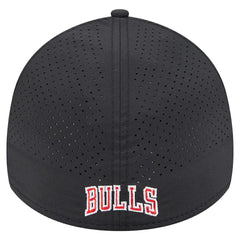 Black Chicago Bulls Featherweight Poly Rope Flex 39Thirty Hat | NBA