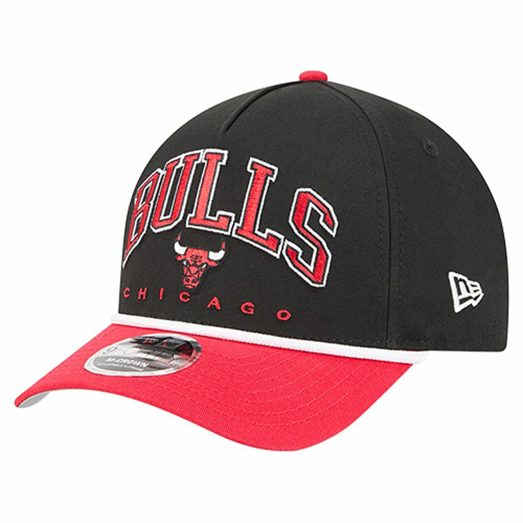 Black Chicago Bulls Bold Arch COOLERA 9FORTY A-Frame M-Crown Adjustable Hat | NBA