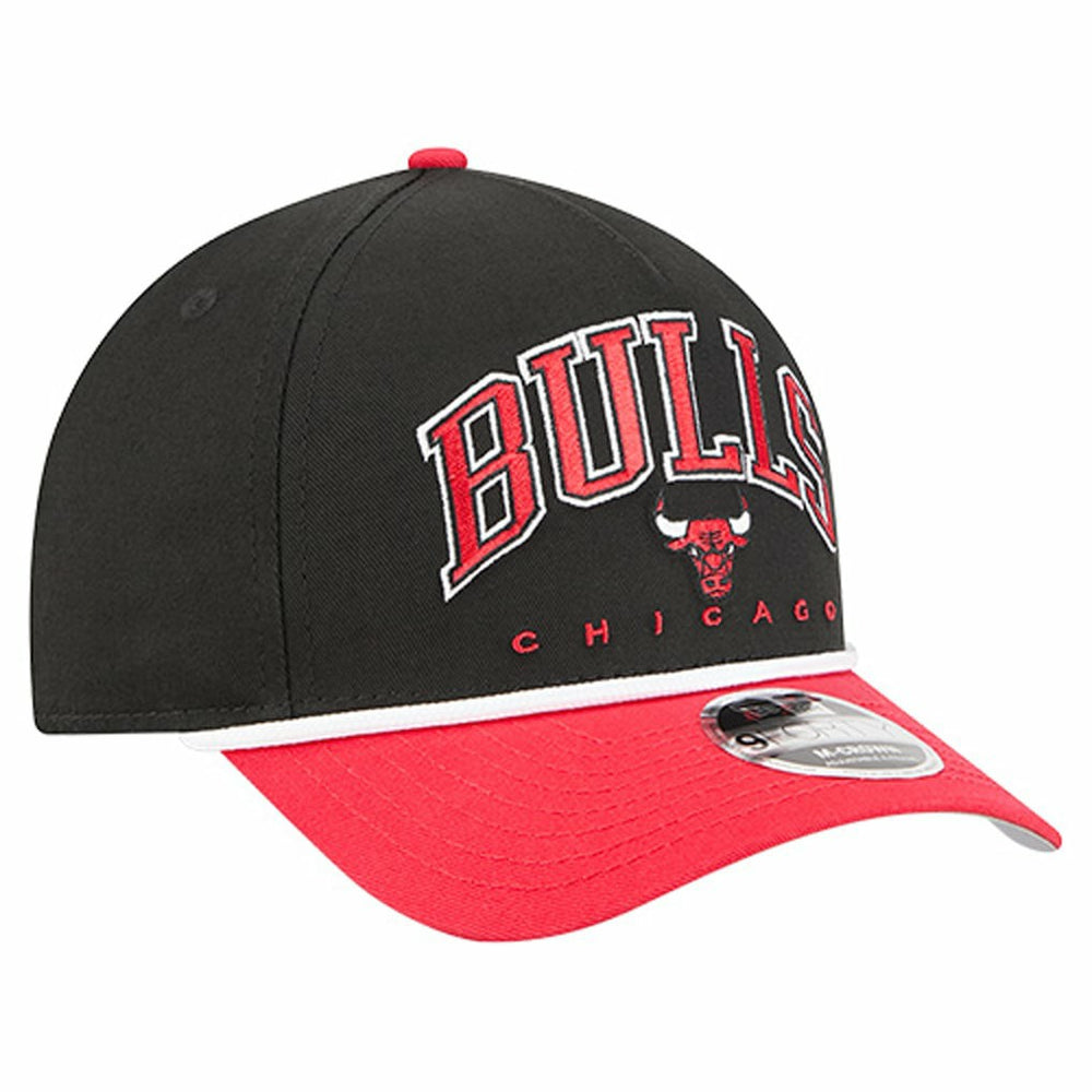Black Chicago Bulls Bold Arch COOLERA 9FORTY A-Frame M-Crown Adjustable Hat | NBA