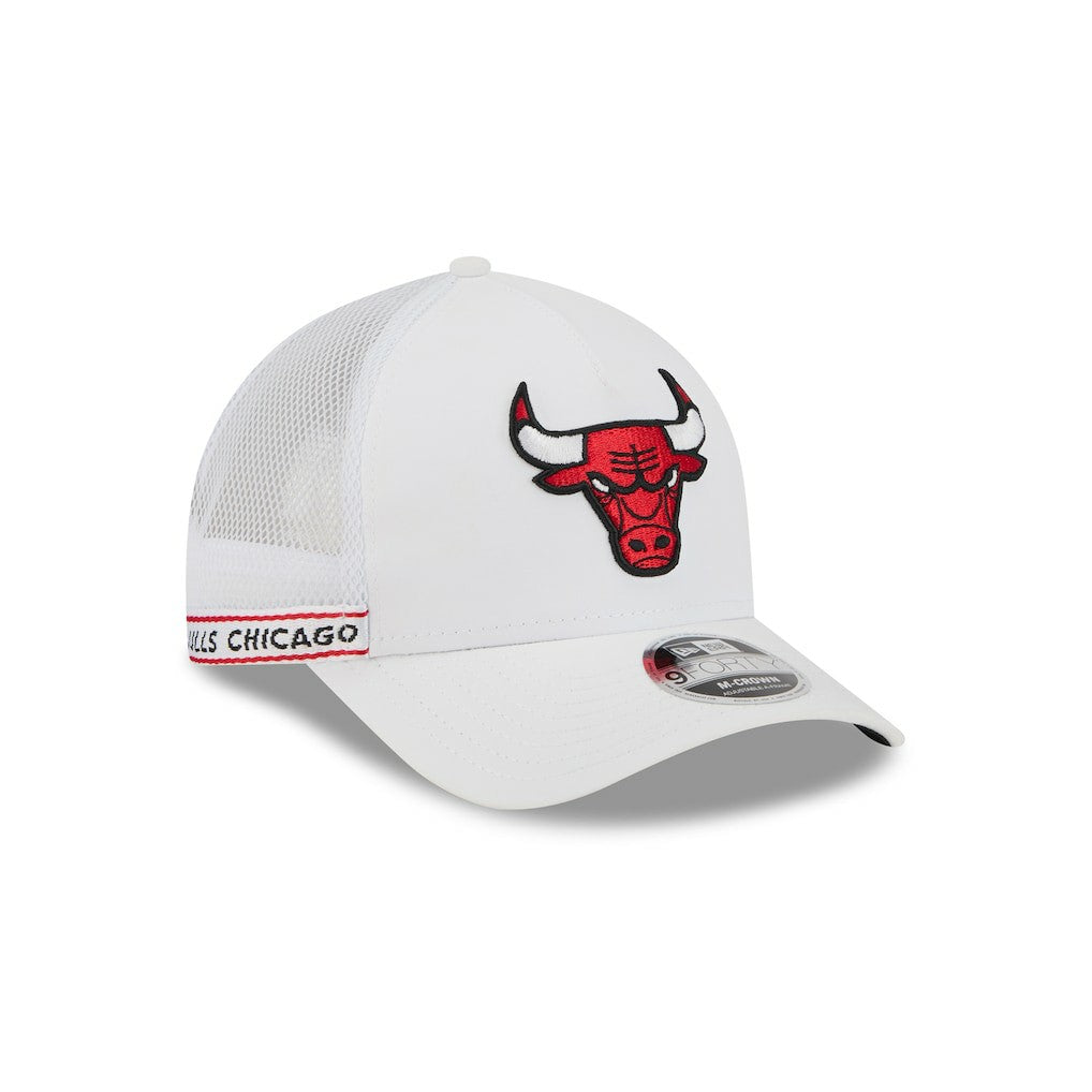 White Chicago Bulls Featherweight Team Tape 9FORTY M-Crown A-Frame Adjustable Hat | NBA