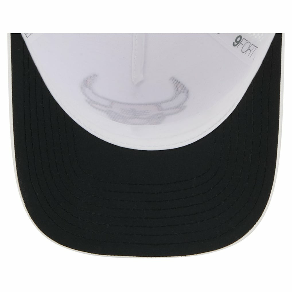 White Chicago Bulls Featherweight Team Tape 9FORTY M-Crown A-Frame Adjustable Hat | NBA