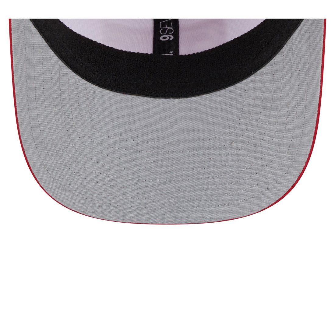 Tampa Bay Buccaneers Established Patch 9SEVENTY Adjustable Hat | NFL Outlet