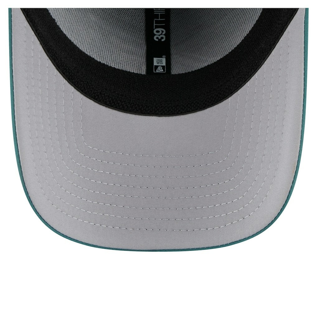 Philadelphia Eagles Perforated 39THIRTY Flex Hat | NFL Hot