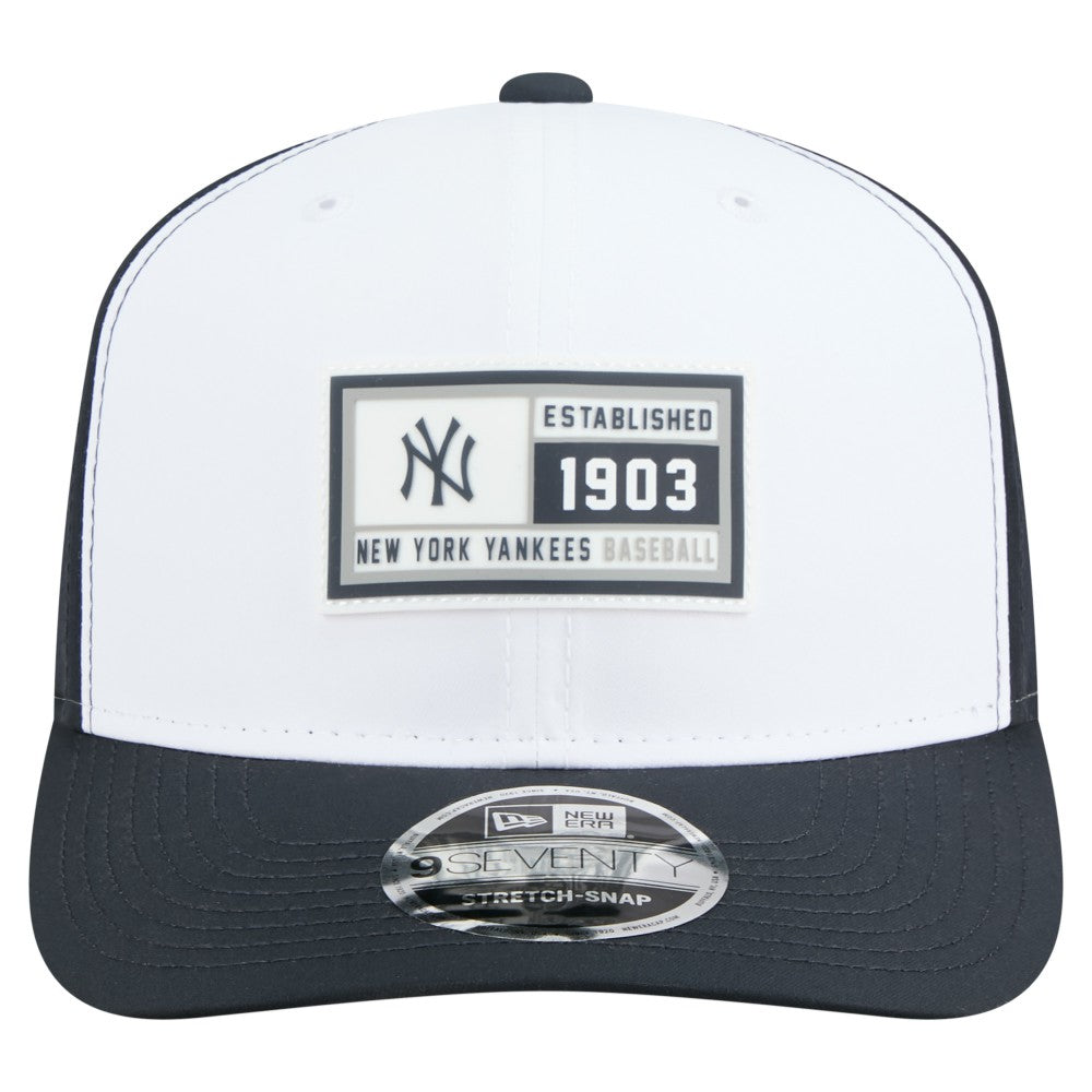 New York Yankees New Era Established Patch 9SEVENTY Adjustable Hat - MLB Hats