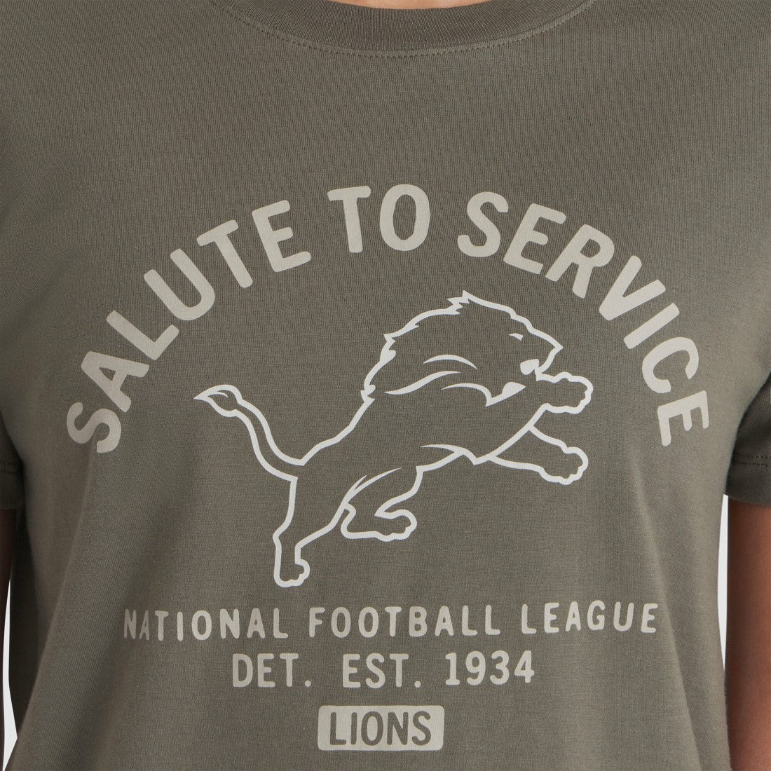 Detroit Lions Women's 2025 Salute to Service Sideline T-Shirt | NFL Online
