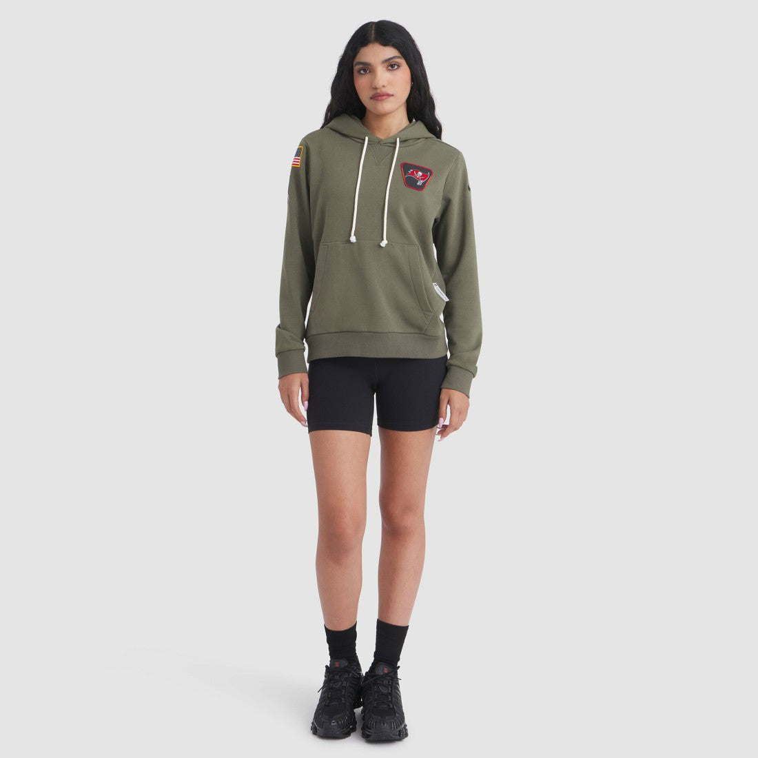 Tampa Bay Buccaneers Women's 2025 Salute to Service Sideline Standard Issue Dri-FIT Hoodie | NFL US