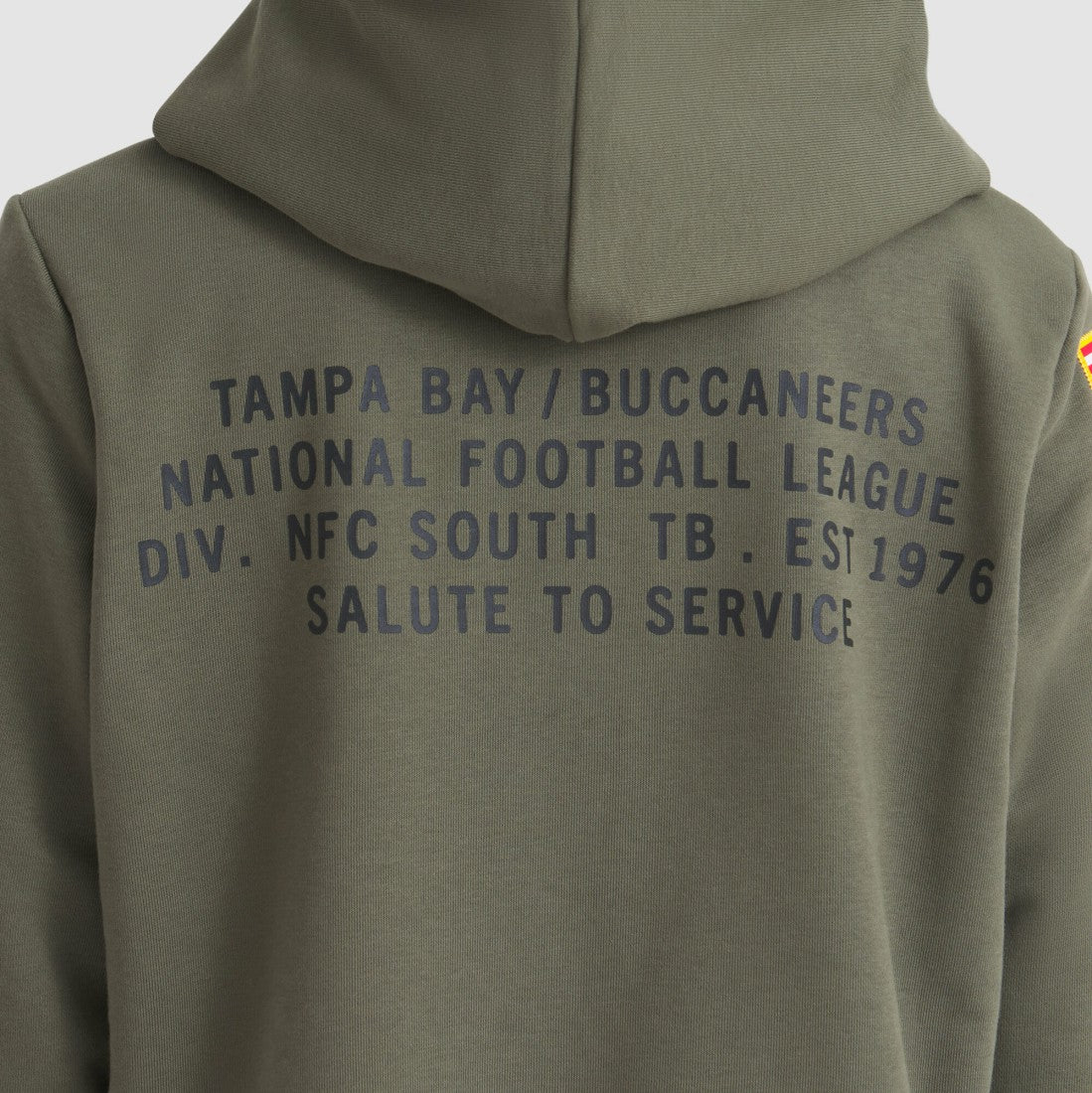 Tampa Bay Buccaneers Women's 2025 Salute to Service Sideline Standard Issue Dri-FIT Hoodie | NFL US