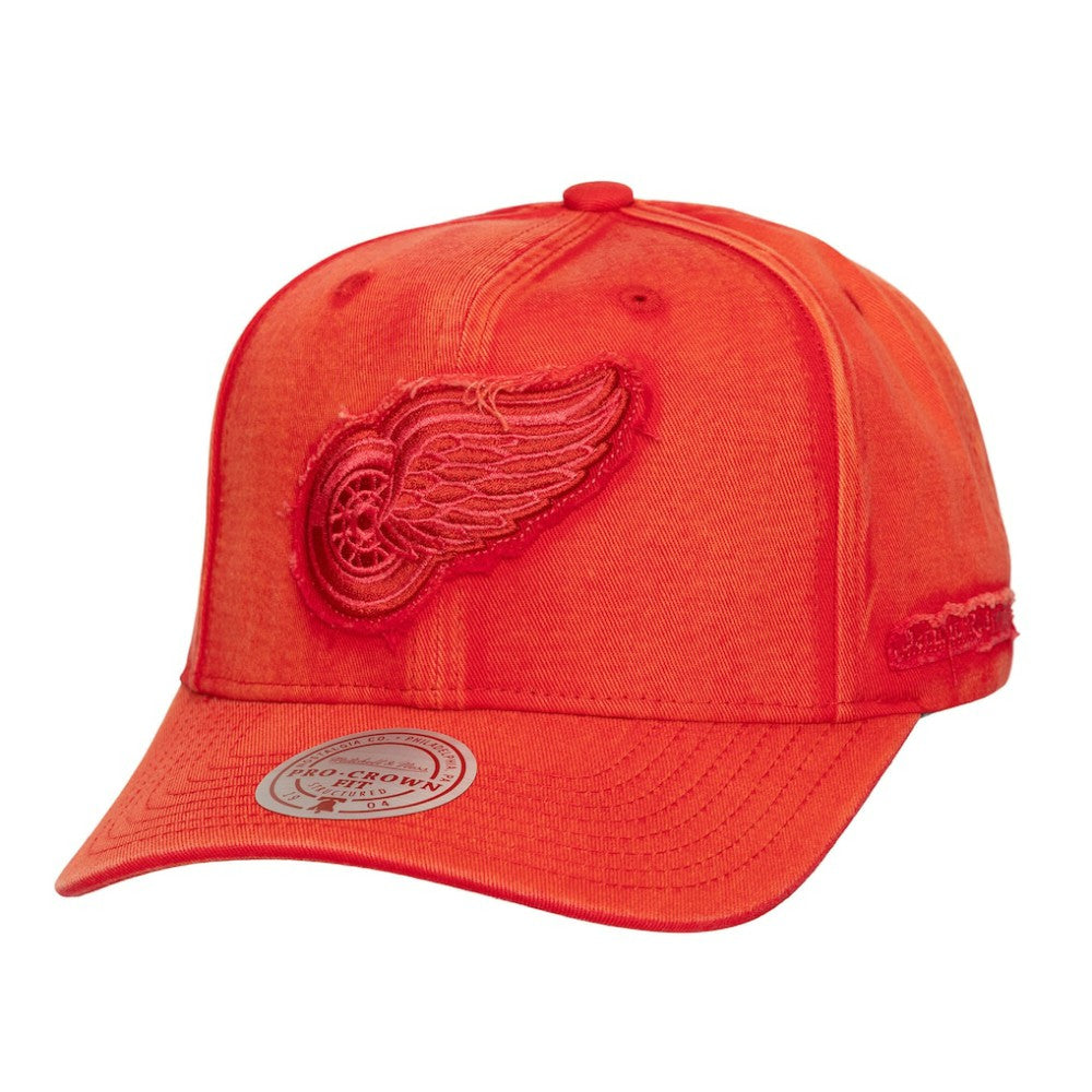 Detroit Red Wings Mitchell & Ness Downtown Snow Wash Pro-Crown Adjustable Hat -  NHL Hats