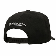 Black New York Knicks Tilted Pro Pinch Adjustable Hat | NBA