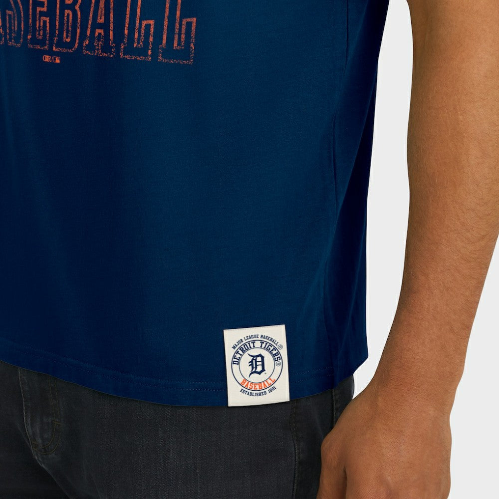 Detroit Tigers Darius Rucker Collection by Fanatics Distressed Sleeve Stripe T-Shirt - MLB T-shirts
