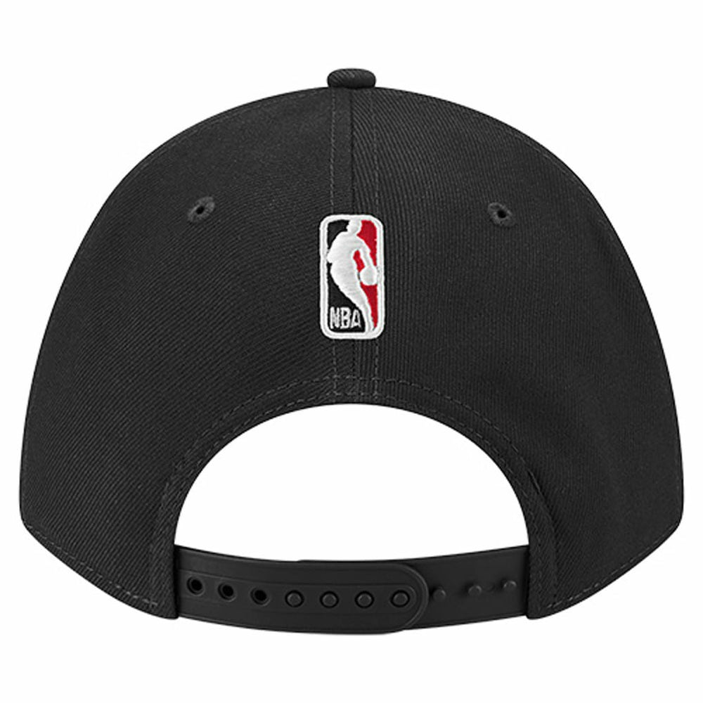 Black Chicago Bulls 9FORTY Stock M-Crown Adjustable Hat | NBA