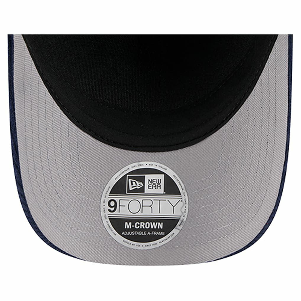Black Chicago Bulls 9FORTY Stock M-Crown Adjustable Hat | NBA