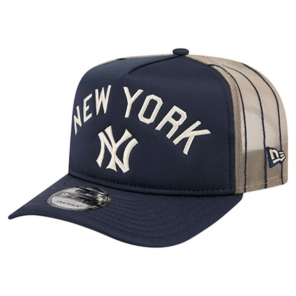New York Yankees New Era Vintage Arched Foam Front 9FIFTY A-Frame Adjustable Trucker Hat - MLB Hats