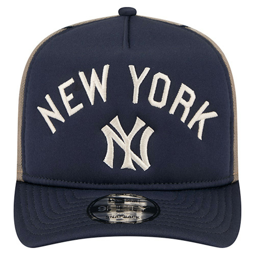 New York Yankees New Era Vintage Arched Foam Front 9FIFTY A-Frame Adjustable Trucker Hat - MLB Hats