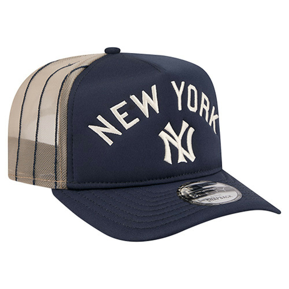 New York Yankees New Era Vintage Arched Foam Front 9FIFTY A-Frame Adjustable Trucker Hat - MLB Hats