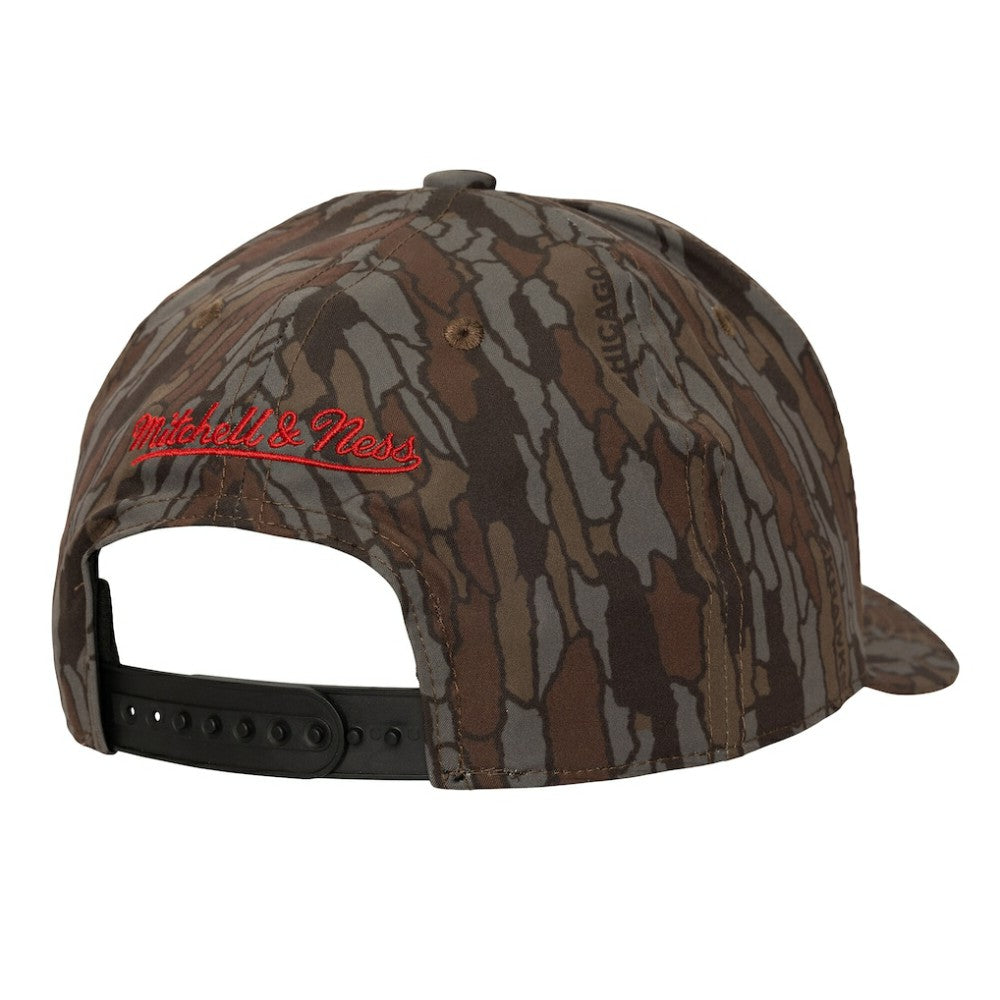 Chicago Blackhawks Mitchell & Ness Hidden Camo Pro Crown Adjustable Hat -  NHL Hats