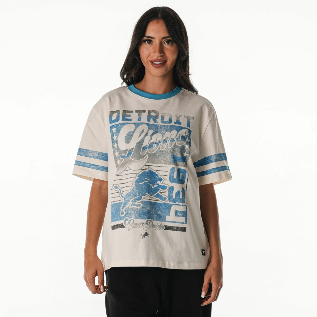 Detroit Lions The Wild Collective Women's Vintage Drop Shoulder Oversized Boyfriend T-Shirt | NFL Sale