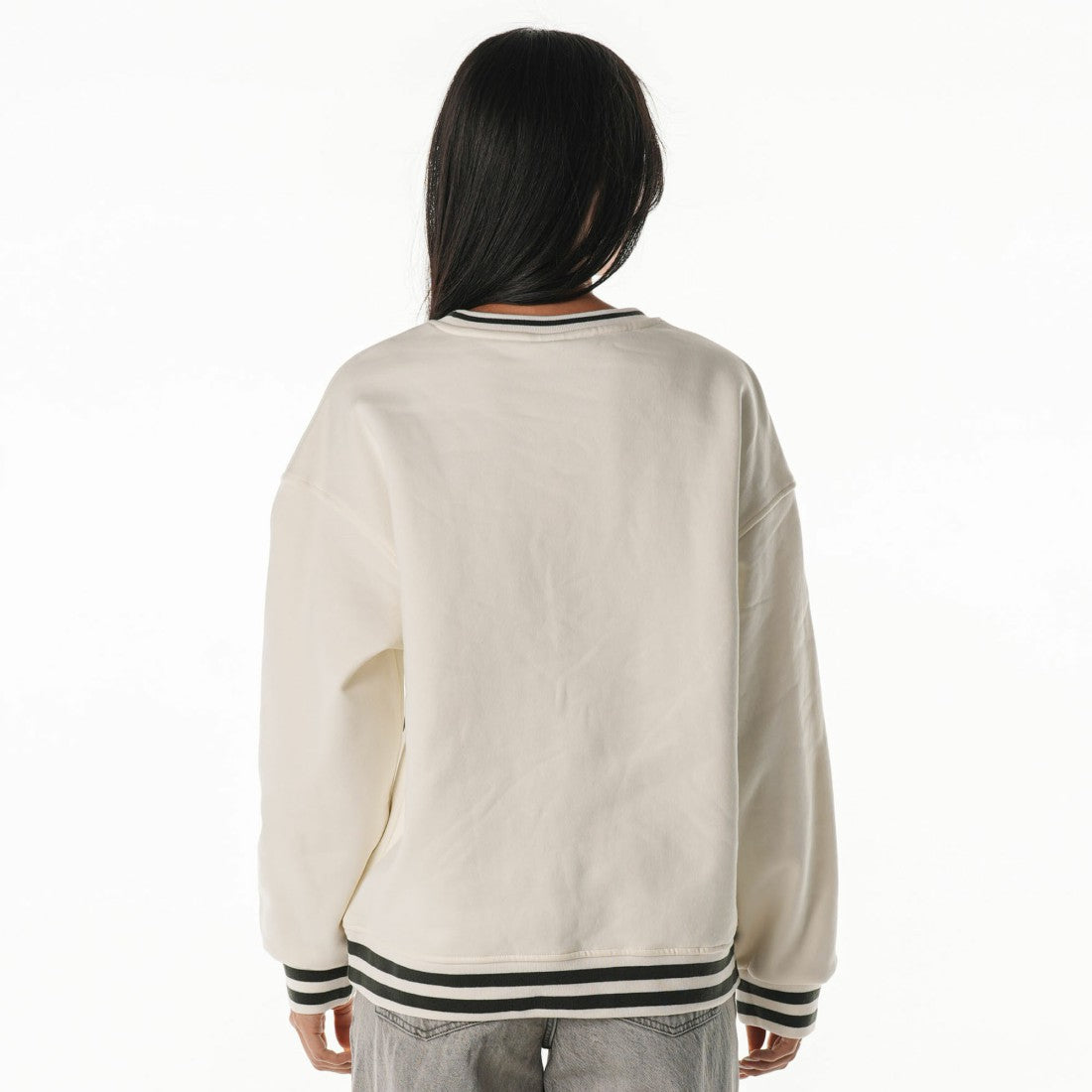 Green Bay Packers The Wild Collective Women's Oversized Vintage French Terry Sweatshirt | NFL Hot