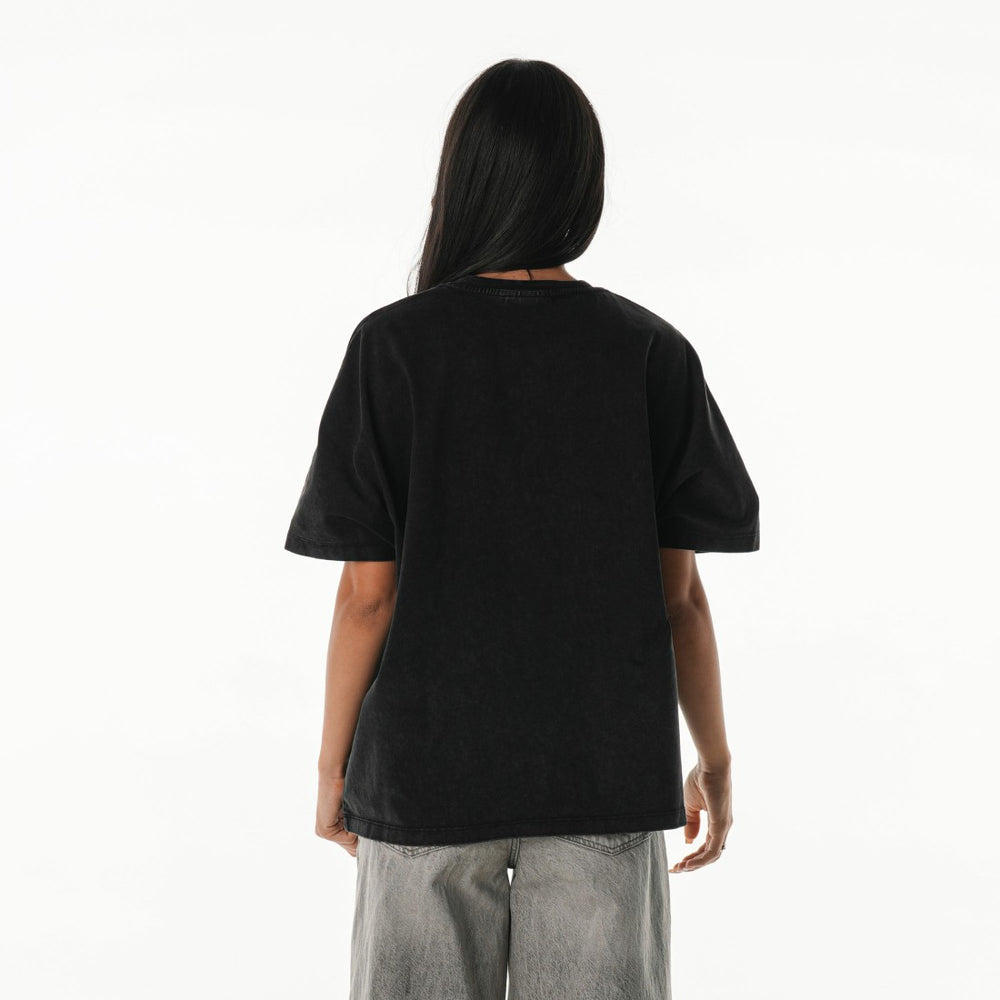 Detroit Lions The Wild Collective Women's Oversized Laurel Graphic Dolman T-Shirt | NFL Sale