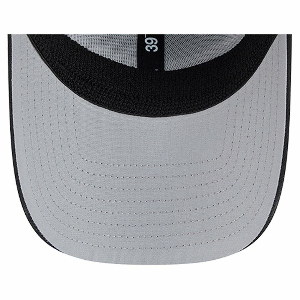 Philadelphia Eagles Stripes 39THIRTY Flex Hat | NFL Discount