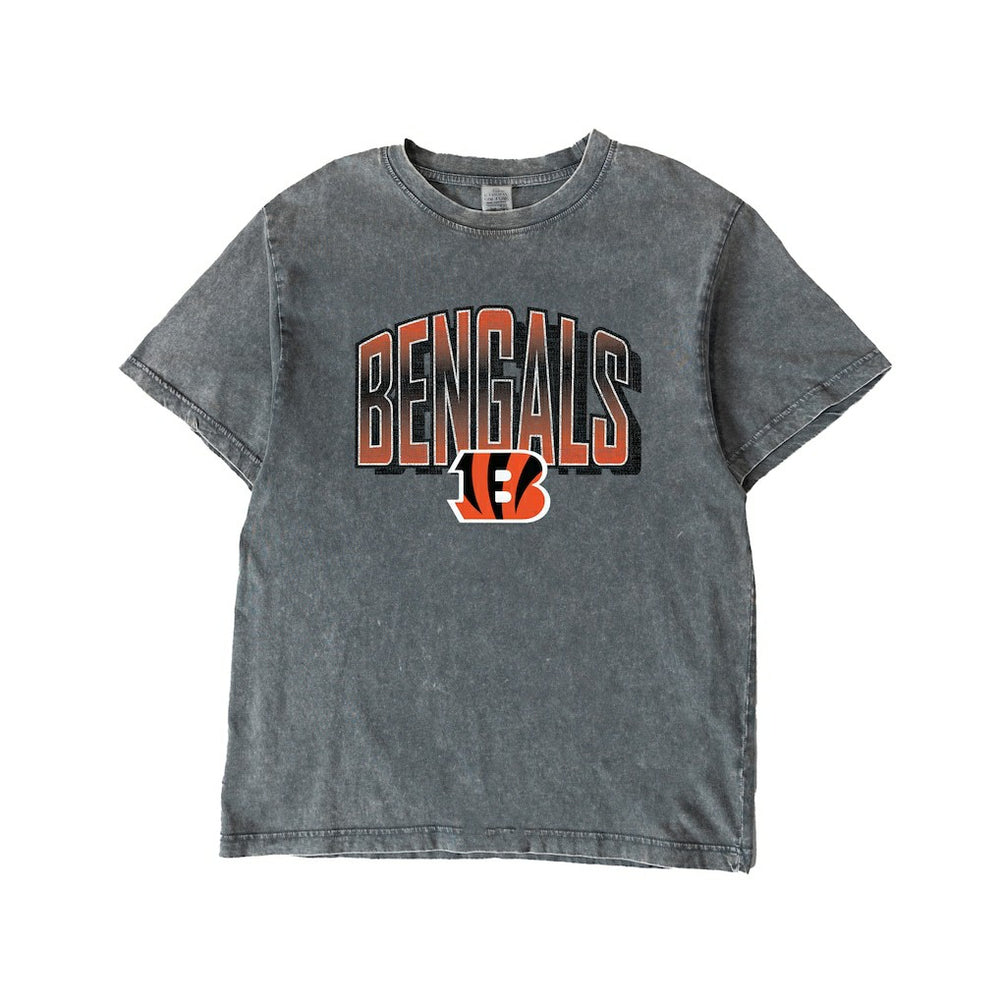 Cincinnati Bengals Gameday Couture Women's Peak Performance Oversized Snow Wash T-Shirt | NFL Sale