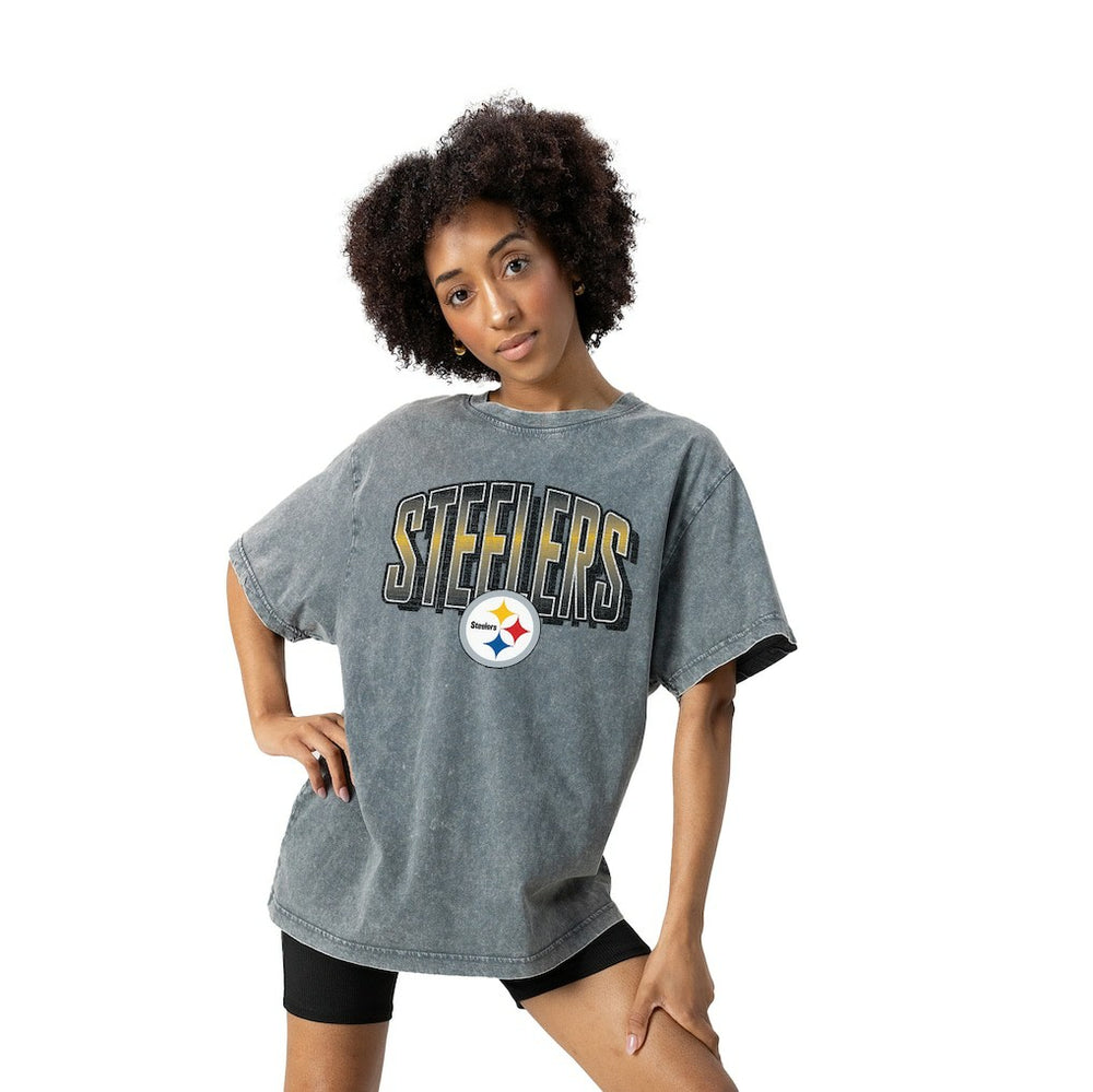 Pittsburgh Steelers Gameday Couture Women's Peak Performance Oversized Snow Wash T-Shirt | NFL Hot