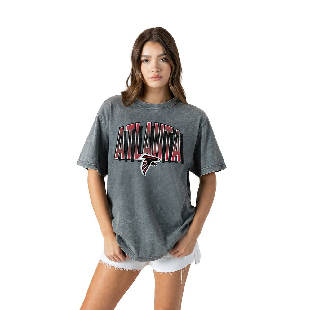 Atlanta Falcons Gameday Couture Women's Peak Performance Oversized Snow Wash T-Shirt | NFL US