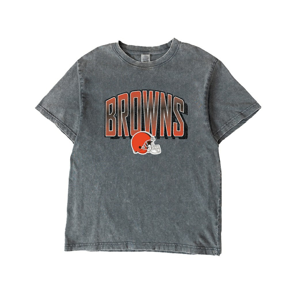 Cleveland Browns Gameday Couture Women's Peak Performance Oversized Snow Wash T-Shirt | NFL US