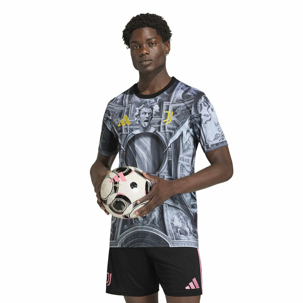 Juventus 2025/26 Pre-Match Training Jersey