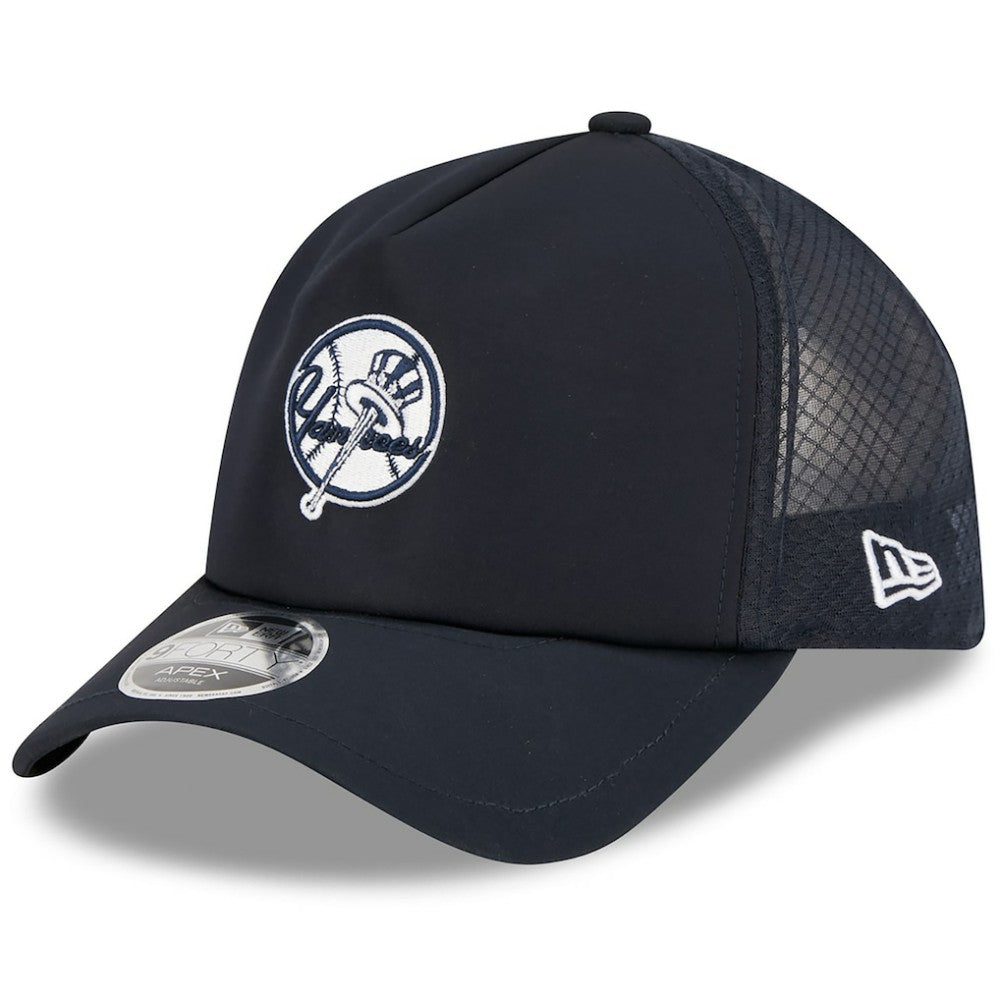 New York Yankees New Era 2026 Batting Practice Alternate Apex 9FORTY Adjustable Hat - MLB Hats