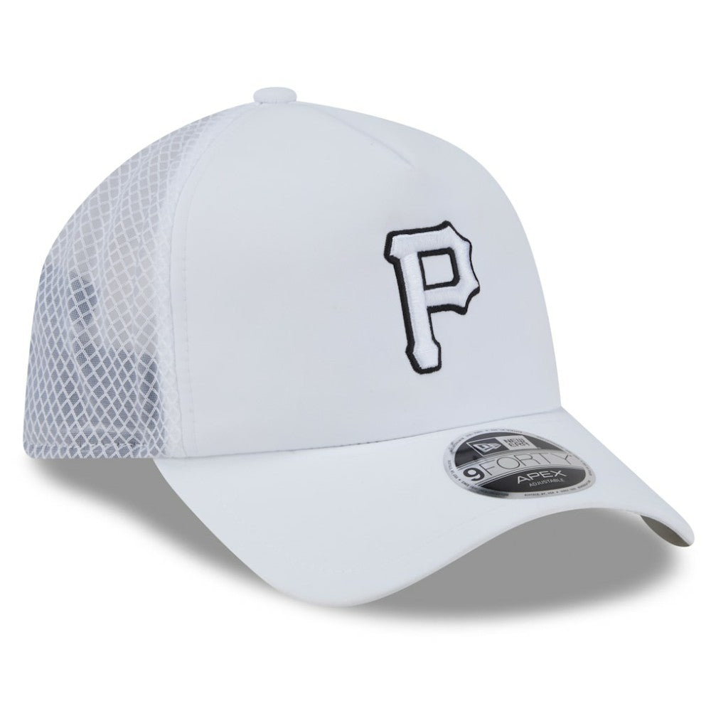 Pittsburgh Pirates New Era 2026 Batting Practice Apex 9FORTY Adjustable Trucker Hat - MLB Hats