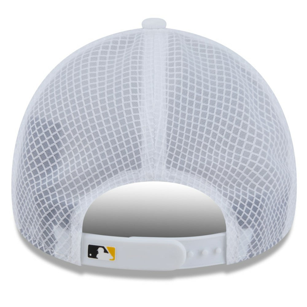 Pittsburgh Pirates New Era 2026 Batting Practice Apex 9FORTY Adjustable Trucker Hat - MLB Hats