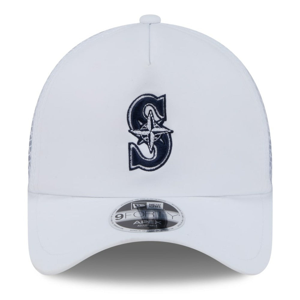 Seattle Mariners New Era 2026 Batting Practice Apex 9FORTY Adjustable Trucker Hat - MLB Hats