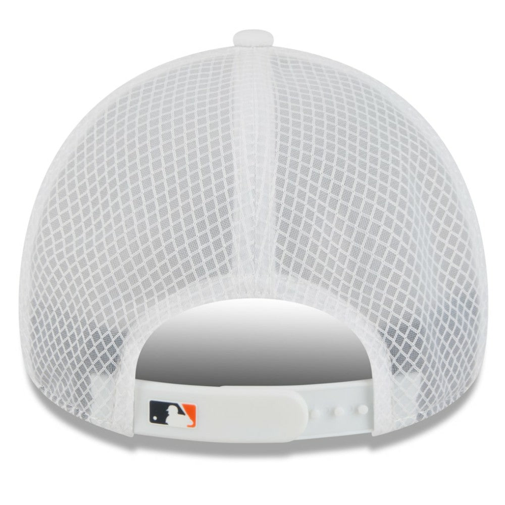 Detroit Tigers New Era 2026 Batting Practice Apex 9FORTY Adjustable Trucker Hat - MLB Hats