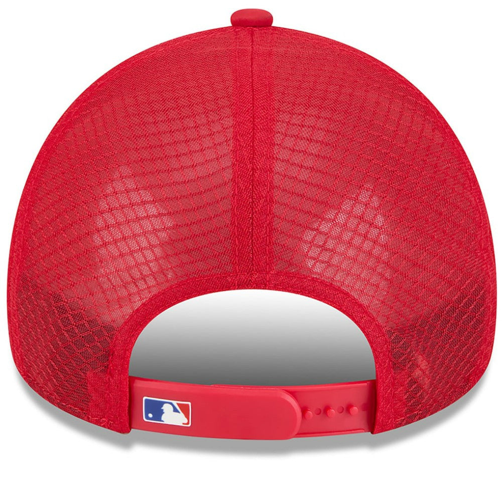 Chicago Cubs New Era 2026 Batting Practice Apex 9FORTY Adjustable Trucker Hat - MLB Hats