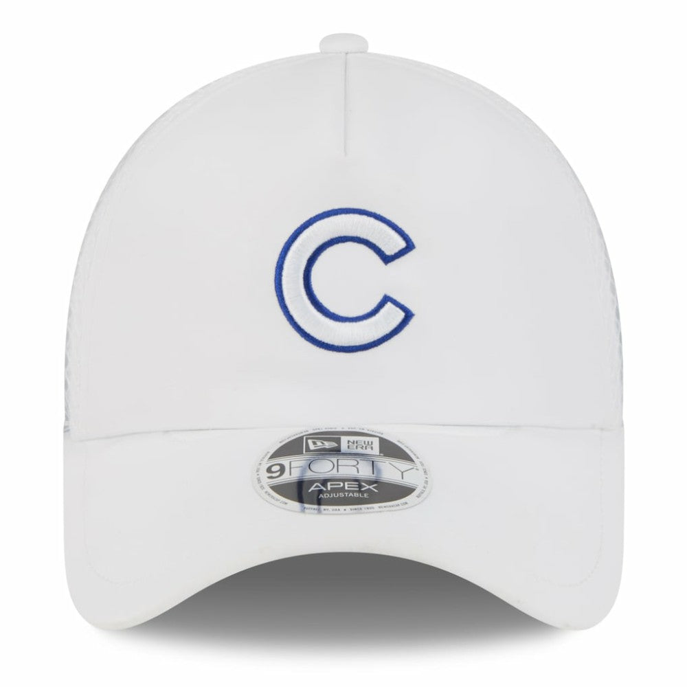 Chicago Cubs New Era 2026 Batting Practice Apex 9FORTY Adjustable Trucker Hat - MLB Hats