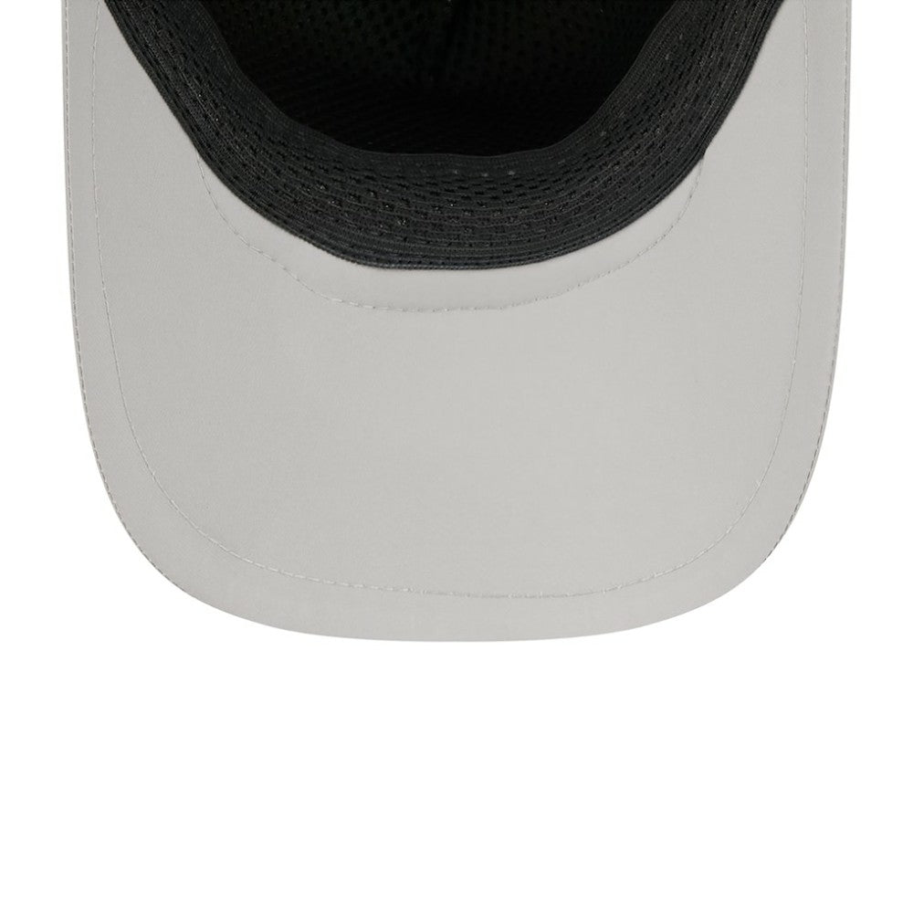 Chicago White Sox New Era 2026 Batting Practice Apex 9FORTY Adjustable Trucker Hat - MLB Hats