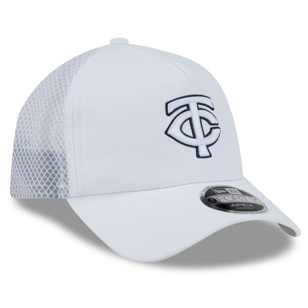 Minnesota Twins New Era 2026 Batting Practice Apex 9FORTY Adjustable Trucker Hat - MLB Hats
