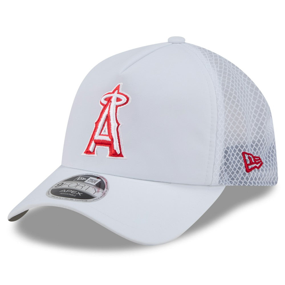 Los Angeles Angels New Era 2026 Batting Practice Apex 9FORTY Adjustable Trucker Hat - MLB Hats