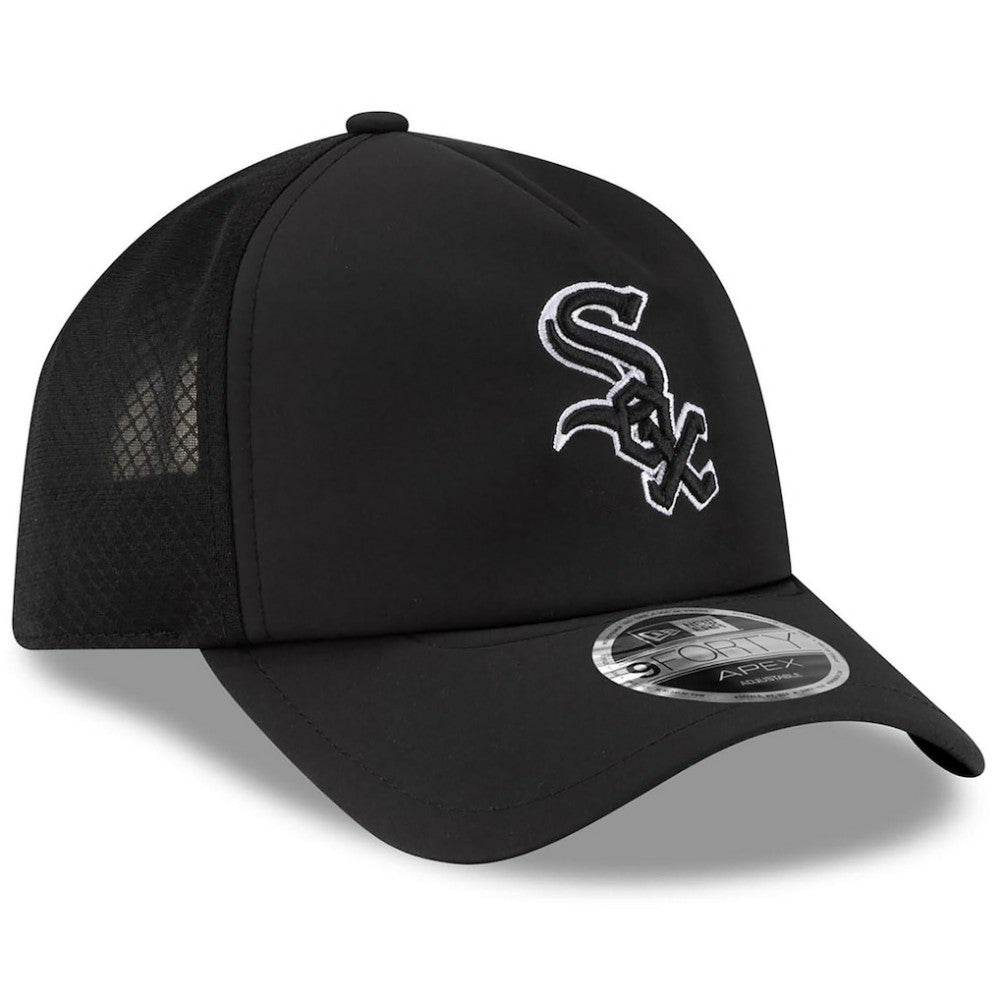 Chicago White Sox New Era 2026 Batting Practice Apex 9FORTY Adjustable Trucker Hat - MLB Hats