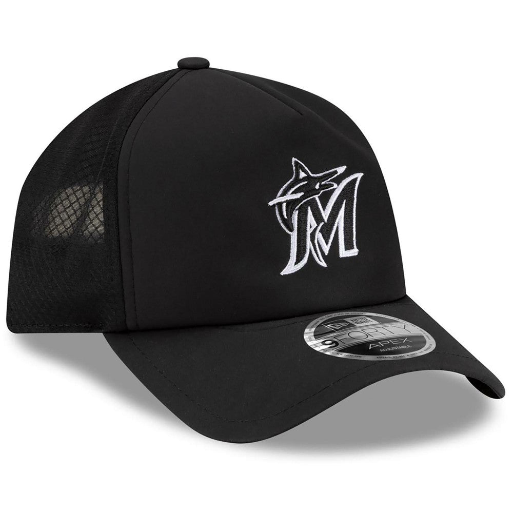 Miami Marlins New Era 2026 Batting Practice Apex 9FORTY Adjustable Trucker Hat - MLB Hats