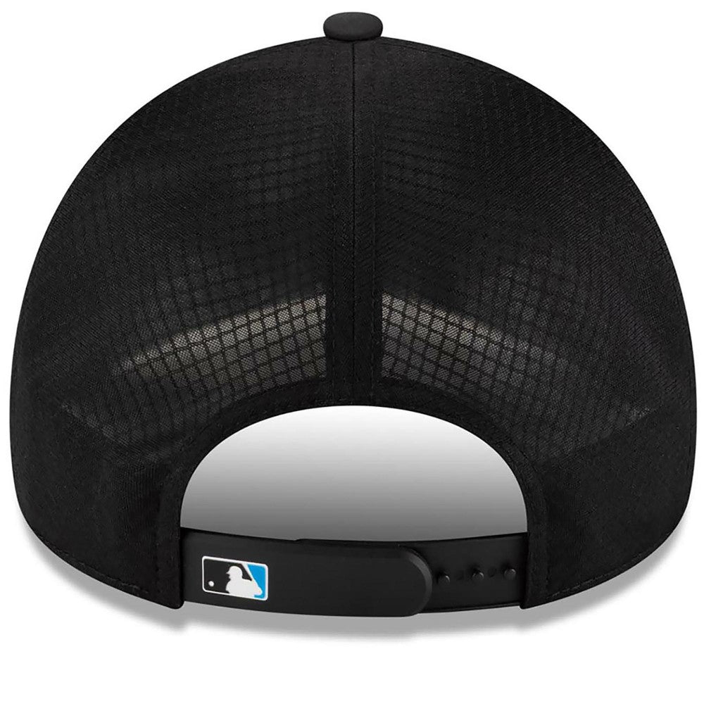 Miami Marlins New Era 2026 Batting Practice Apex 9FORTY Adjustable Trucker Hat - MLB Hats