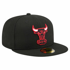 Black Chicago Bulls Core Logo 59FIFTY Fitted Hat | NBA
